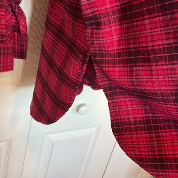 Women’s Coldwater Creek button down M pink sparkle plaid cute detail split back - Picture 5 of 11